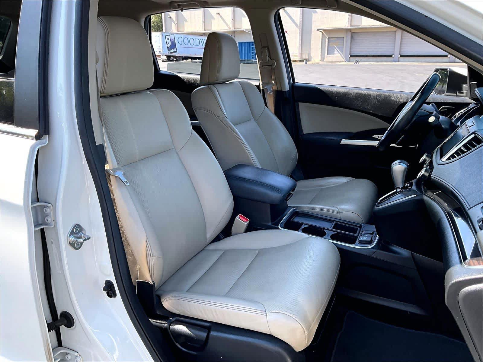 Used 2015 Honda CR-V Touring image 10
