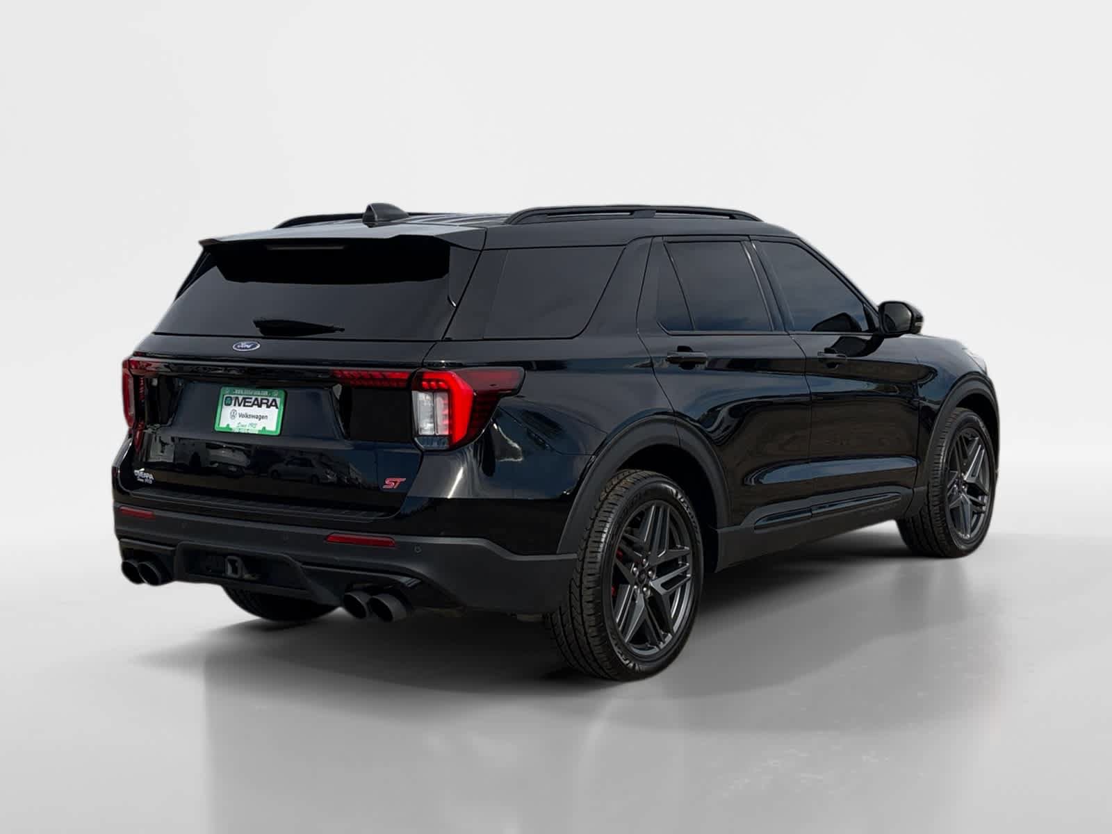 Used 2025 Ford Explorer ST AWD/4WD image 5