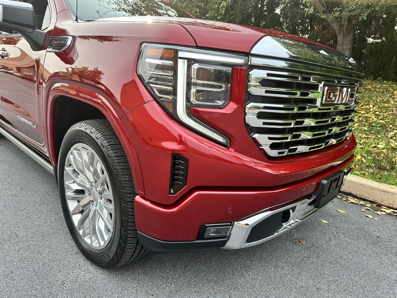 Used 2022 GMC Sierra 1500 Denali w/ Denali Reserve Package AWD/4WD image 75