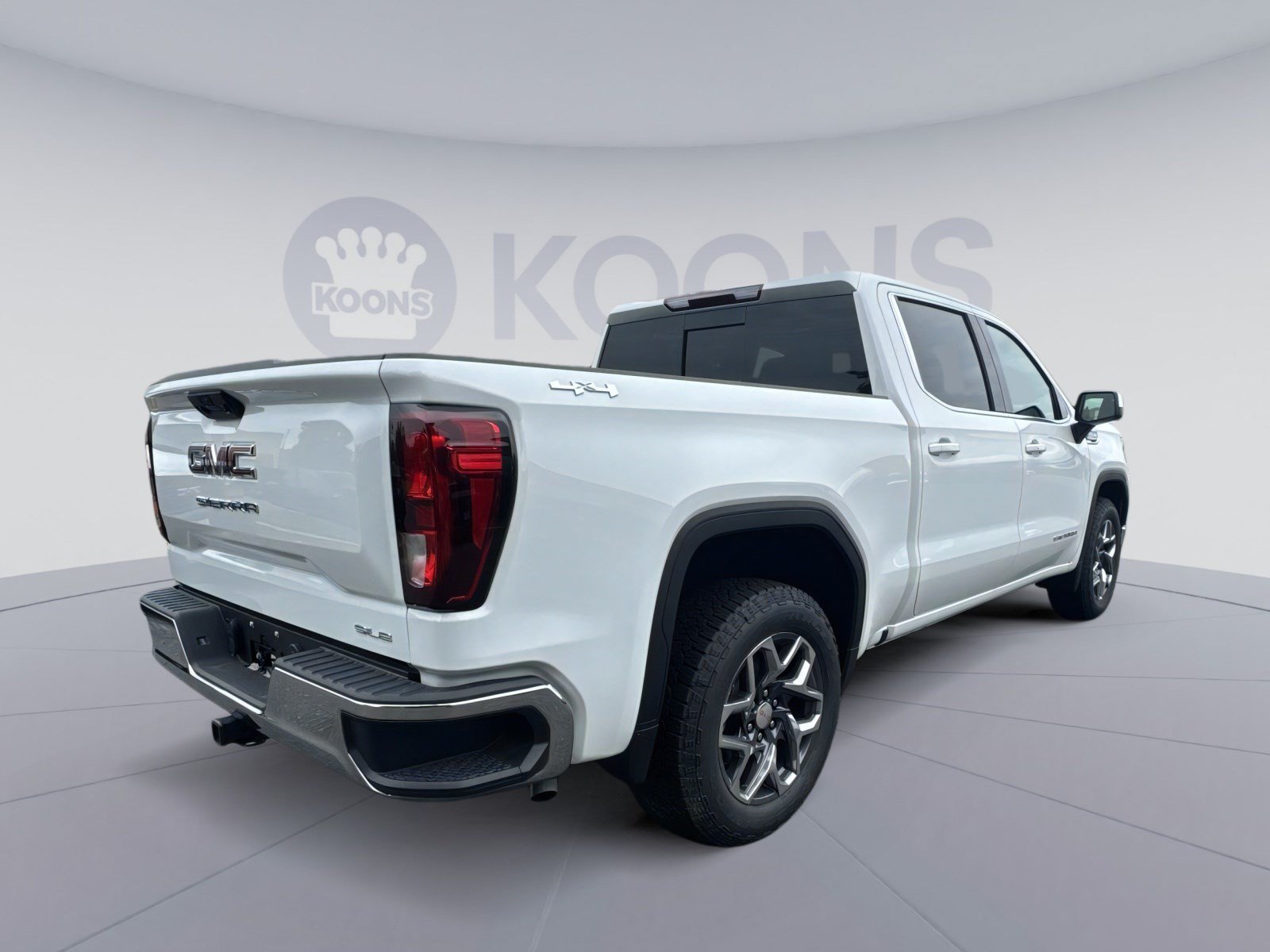 New 2026 GMC Sierra 1500 SLE w/ Preferred Package AWD/4WD image 7