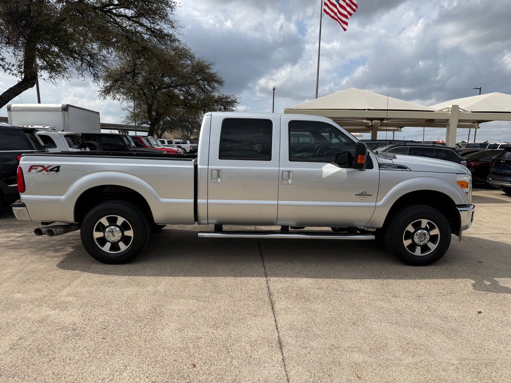 Used 2015 Ford F250 Lariat w/ Lariat Interior Package image 8