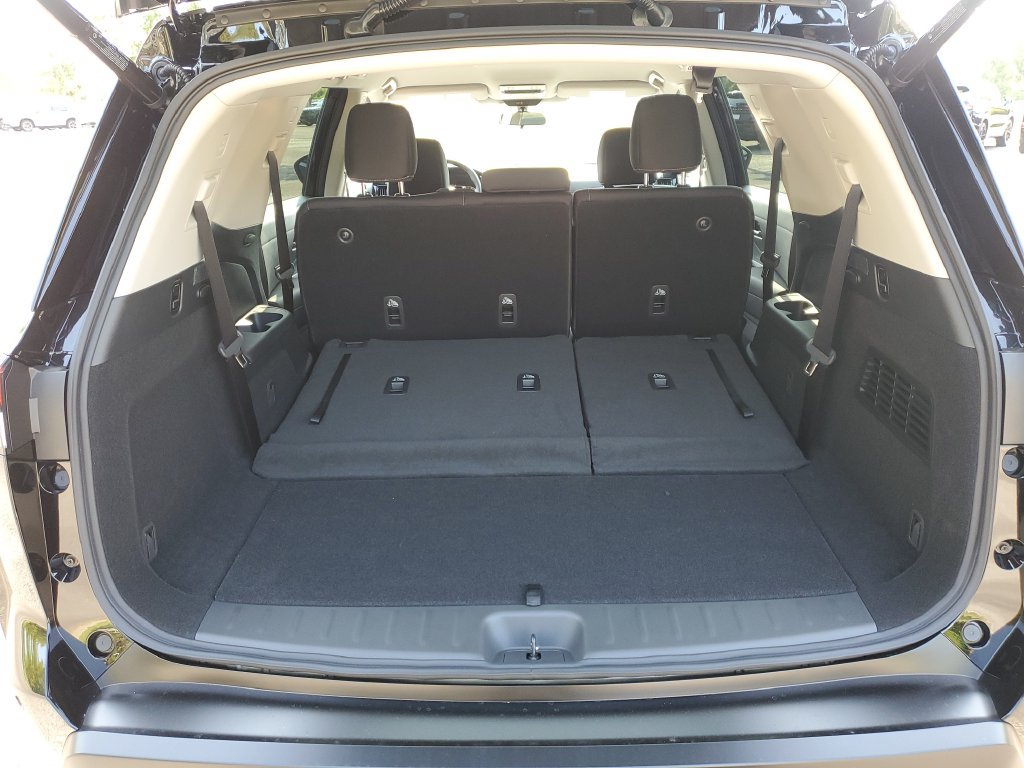 New 2026 Nissan Pathfinder SV FWD image 7