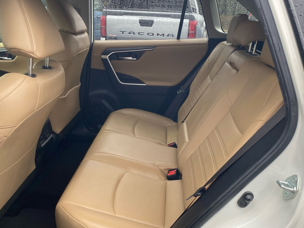 Used 2019 Toyota RAV4 Limited w/ Advanced Technology Package image 6