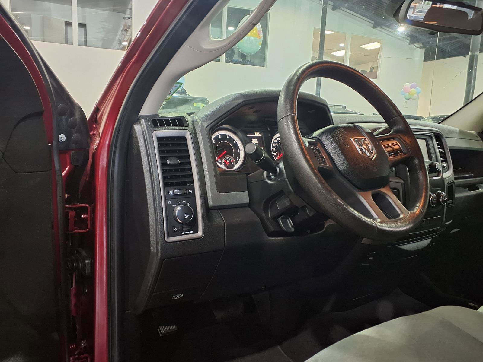Used 2014 RAM 1500 Express AWD/4WD image 14