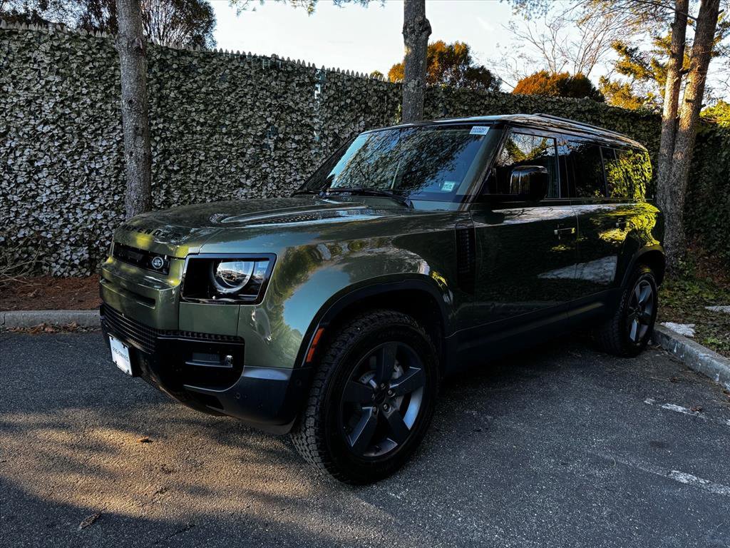 Used 2026 Land Rover Defender 110 S image 1