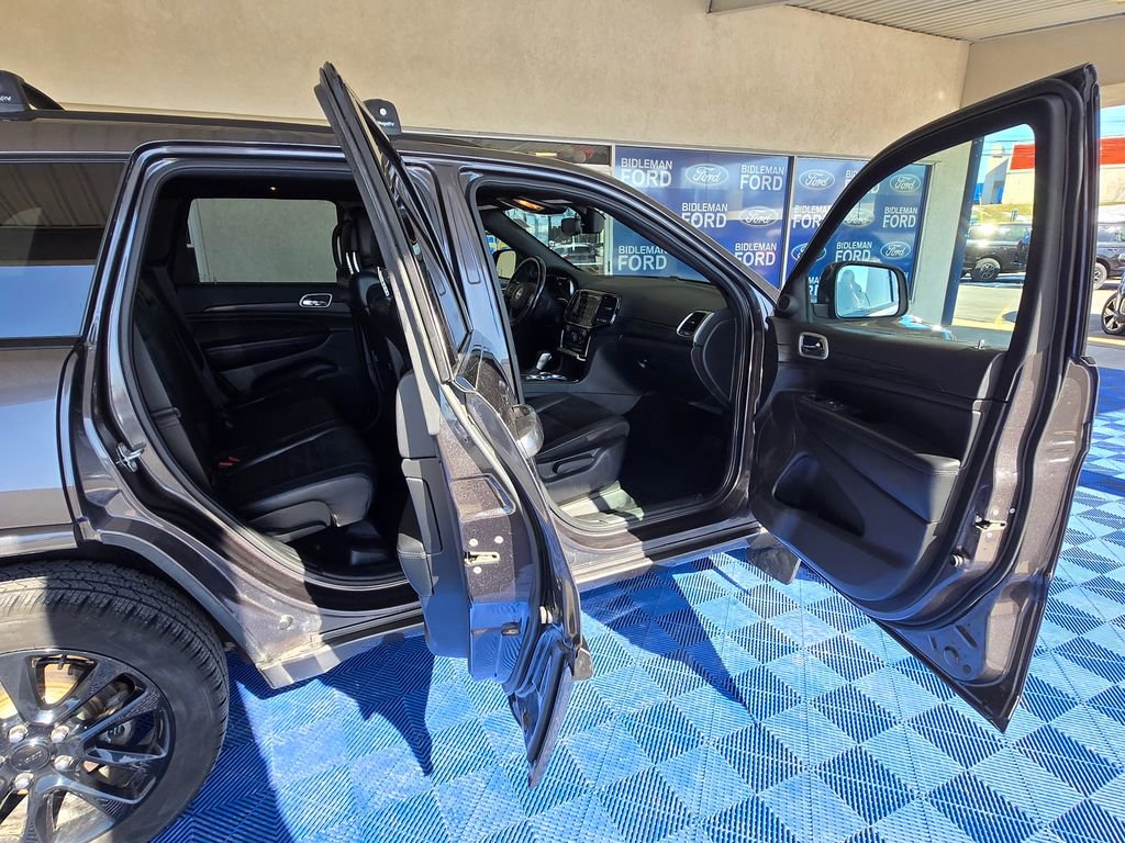 Used 2020 Jeep Grand Cherokee Altitude image 34