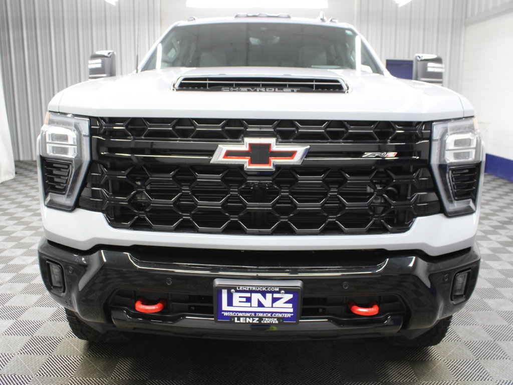 Used 2025 Chevrolet Silverado 2500 ZR2 w/ Technology Package AWD/4WD image 56