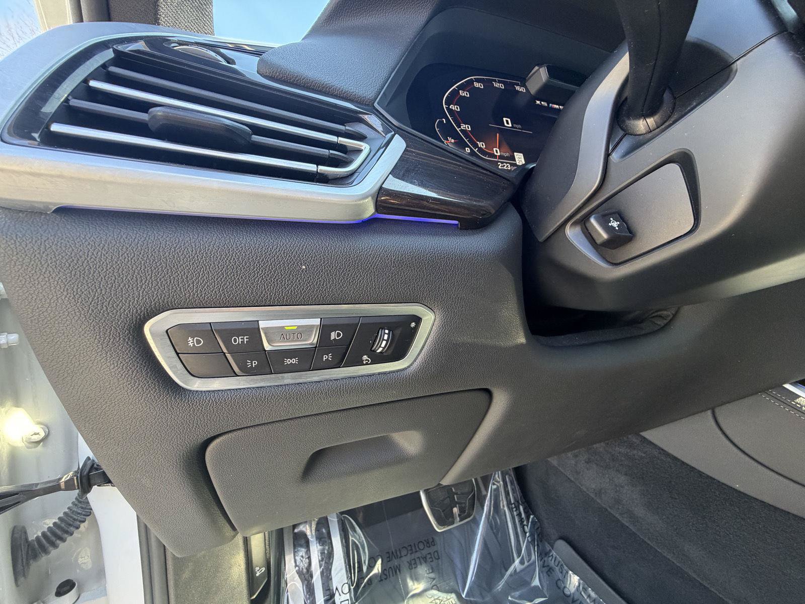 Used 2021 BMW X5 M50i w/ Dynamic Handling Package AWD/4WD image 20