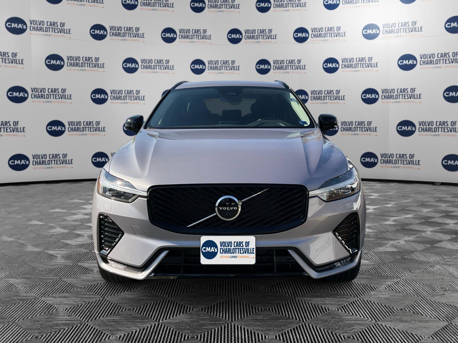 New 2026 Volvo XC60 B5 Plus w/ Protection Package Premier image 8