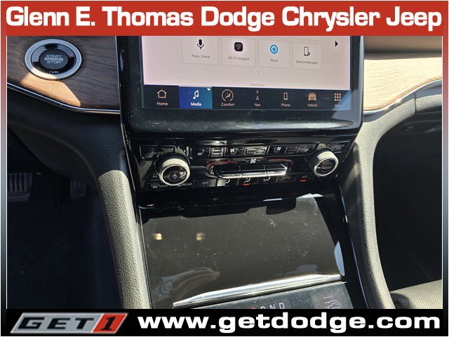 Certified 2023 Jeep Grand Cherokee Summit w/ Advanced Protech Group IV AWD/4WD image 17
