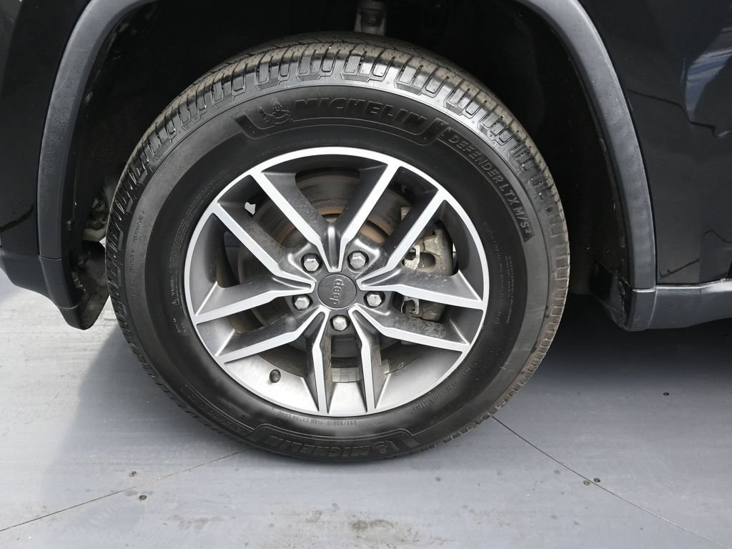 Used 2021 Jeep Grand Cherokee Limited w/ Luxury Group II RWD image 9