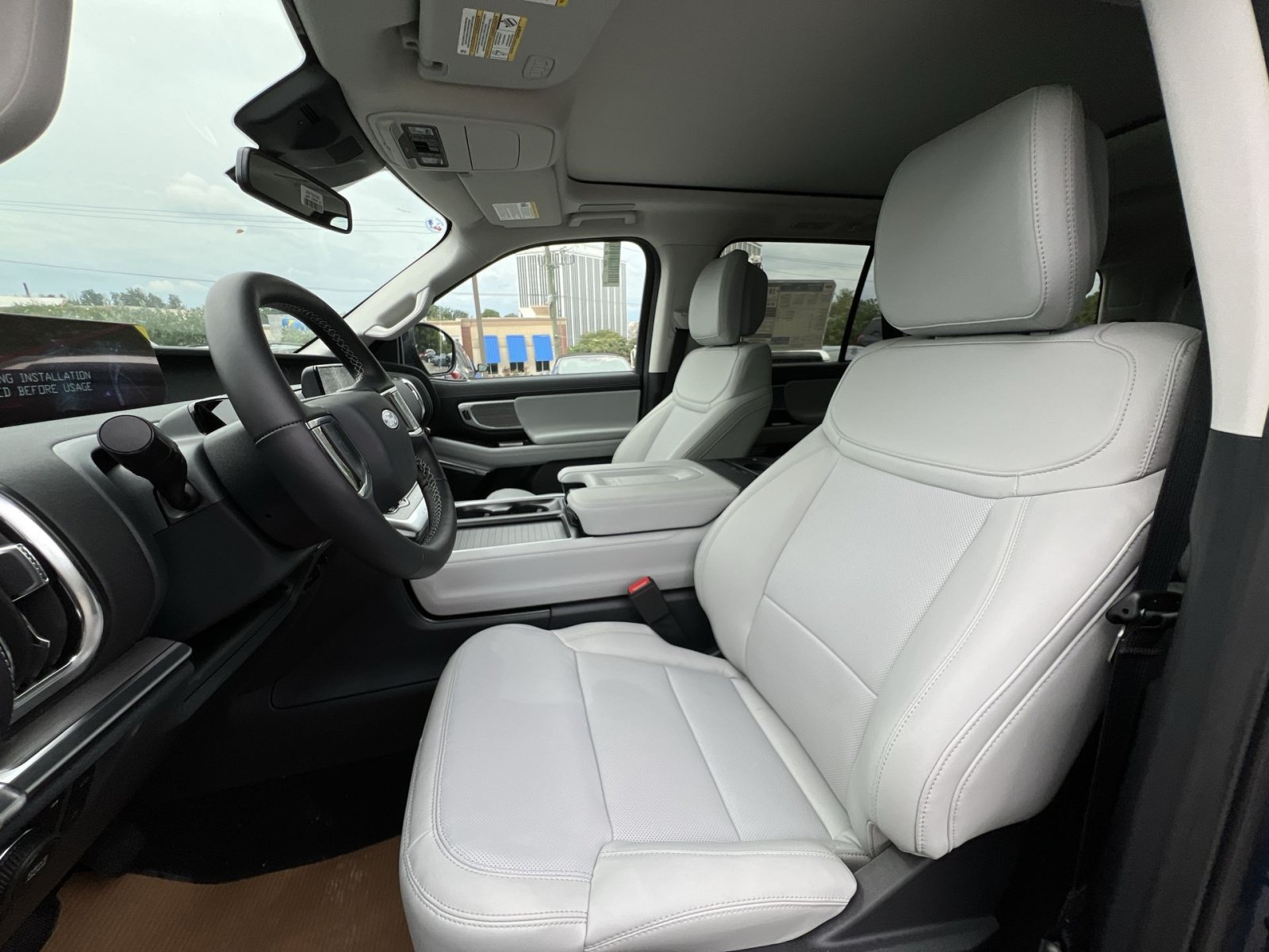 New 2027 Ford Expedition Platinum AWD/4WD image 13
