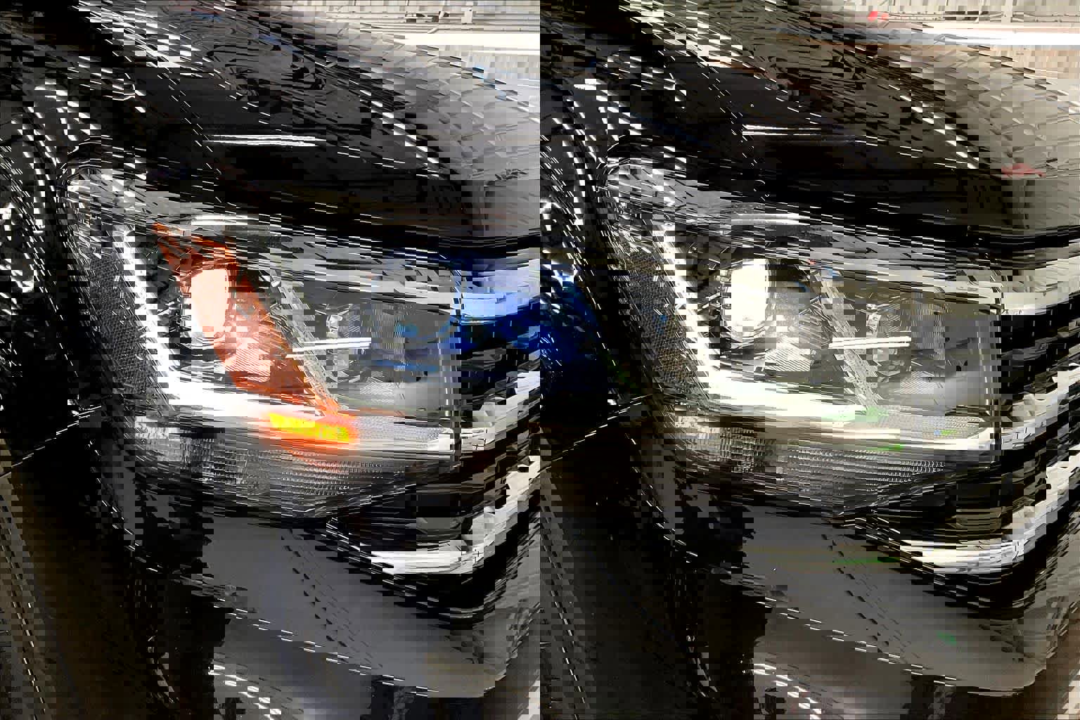 Used 2023 Volkswagen Atlas Cross Sport SE image 30