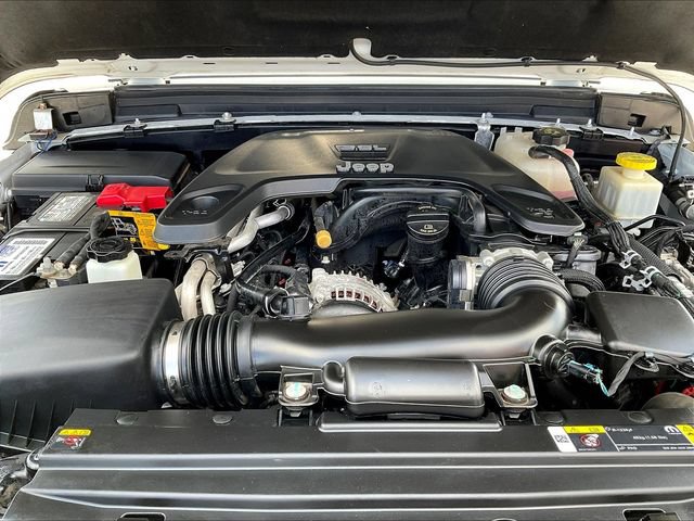 Used 2021 Jeep Gladiator Rubicon AWD/4WD image 32