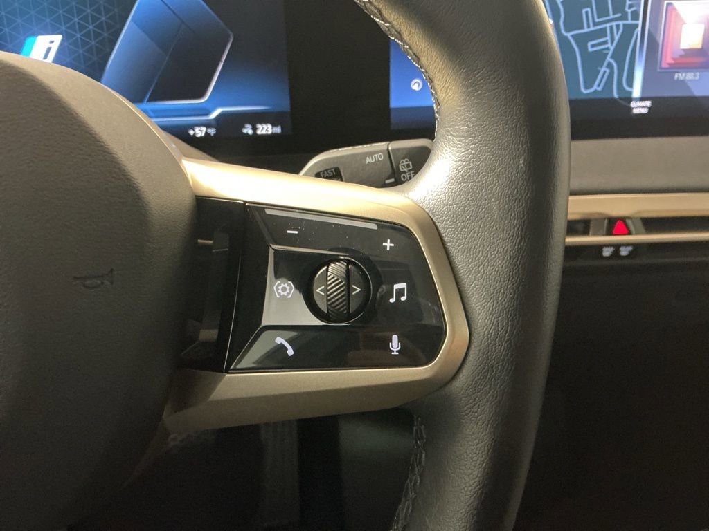 Certified 2023 BMW iX xDrive50 w/ Sport Package image 15