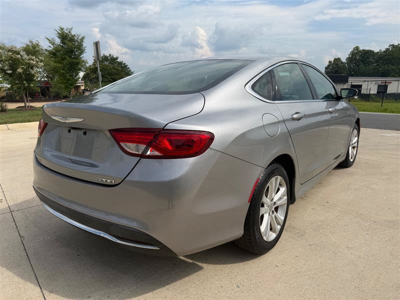 Used 2017 Chrysler 200 Limited w/ Driver Assist Package FWD image 7