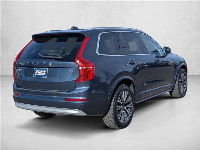 Used 2022 Volvo XC90 T5 Momentum w/ Climate Package image 5