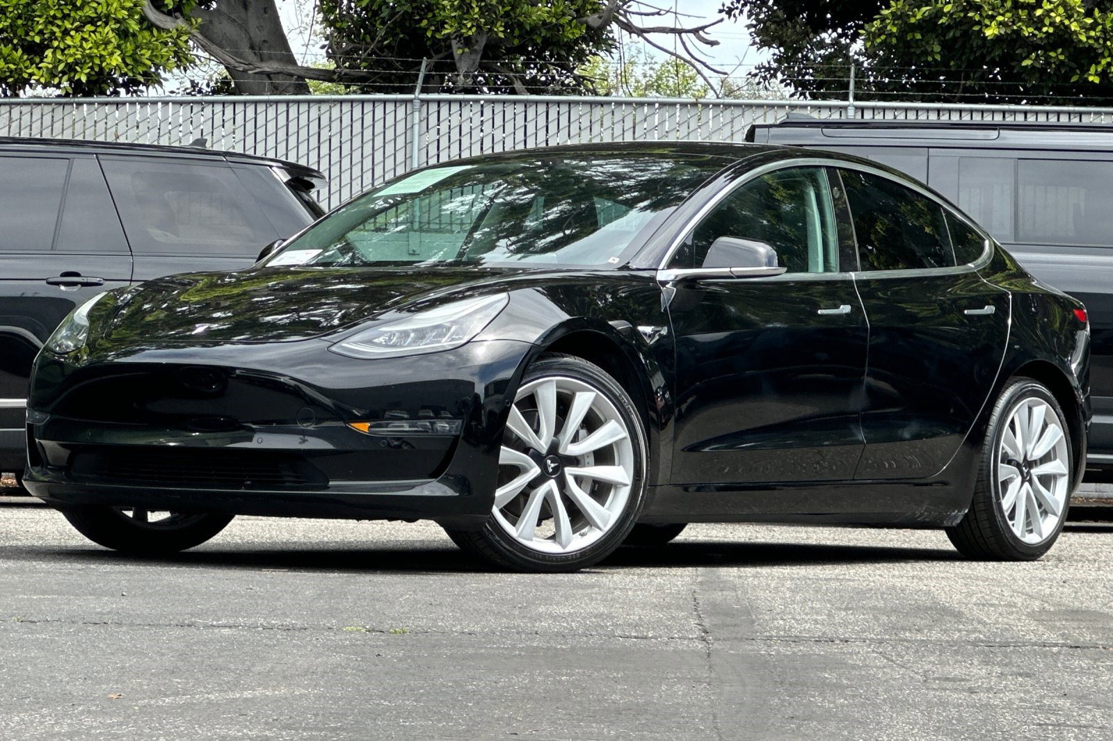 Used 2019 Tesla Model 3 Long Range image 2