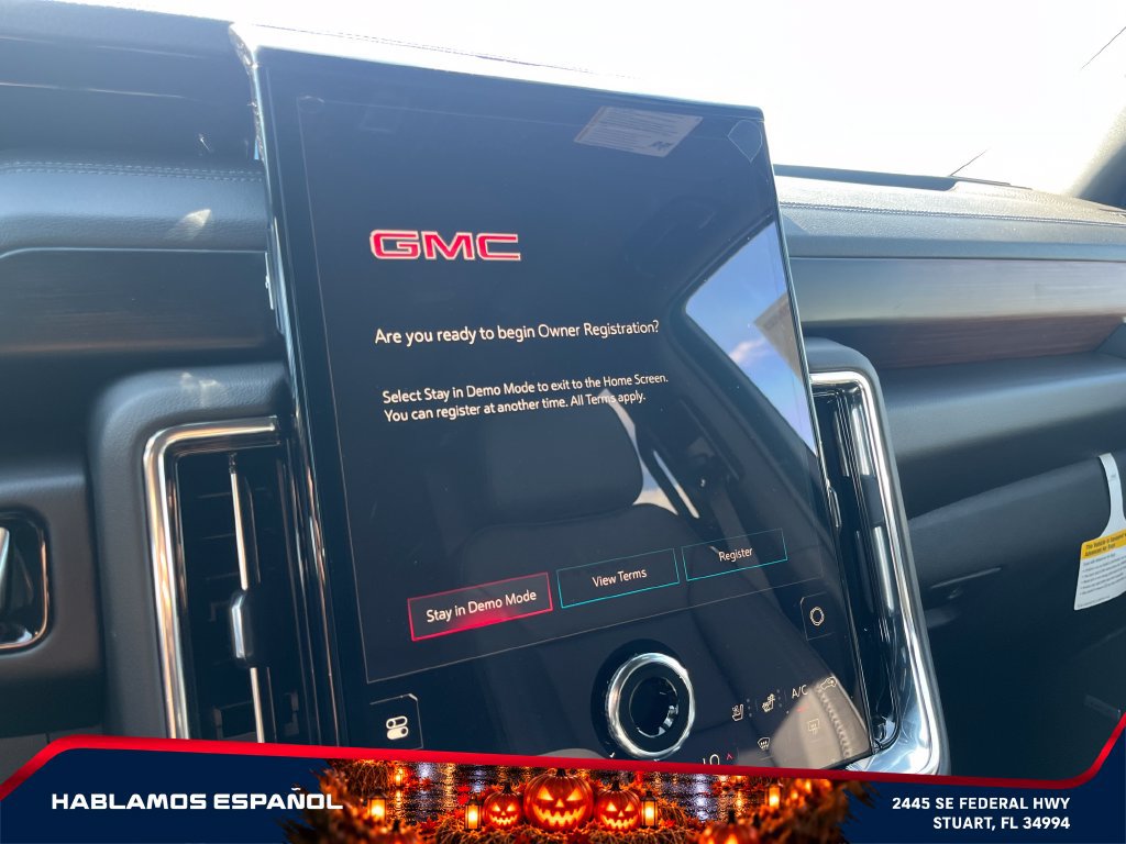 New 2026 GMC Yukon Denali w/ Denali Reserve Package AWD/4WD image 31
