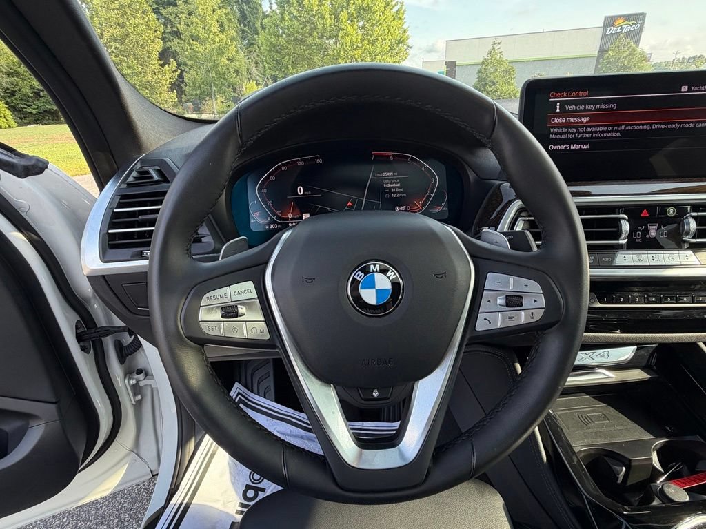 Used 2024 BMW X4 xDrive30i w/ Parking Assistance Package AWD/4WD image 15
