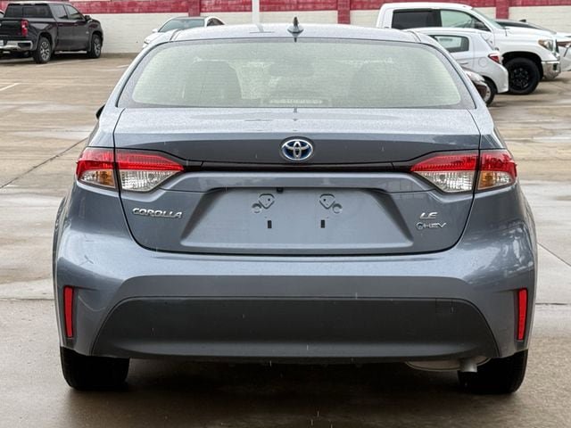 Used 2025 Toyota Corolla LE FWD image 5