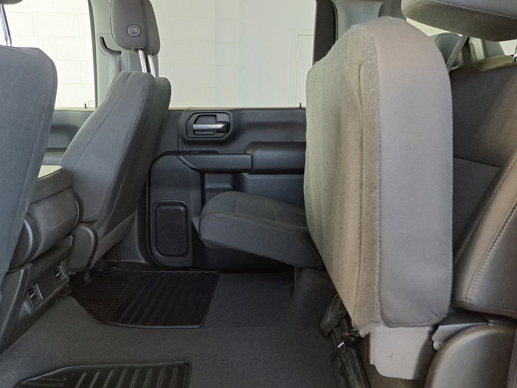 Used 2022 Chevrolet Silverado 2500 Custom w/ Gooseneck/5TH Wheel Package image 27