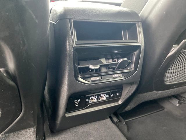 Used 2023 Jeep Grand Cherokee Limited image 19