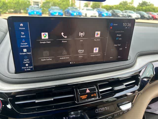 Certified 2025 Acura MDX FWD w/ Technology Package image 18