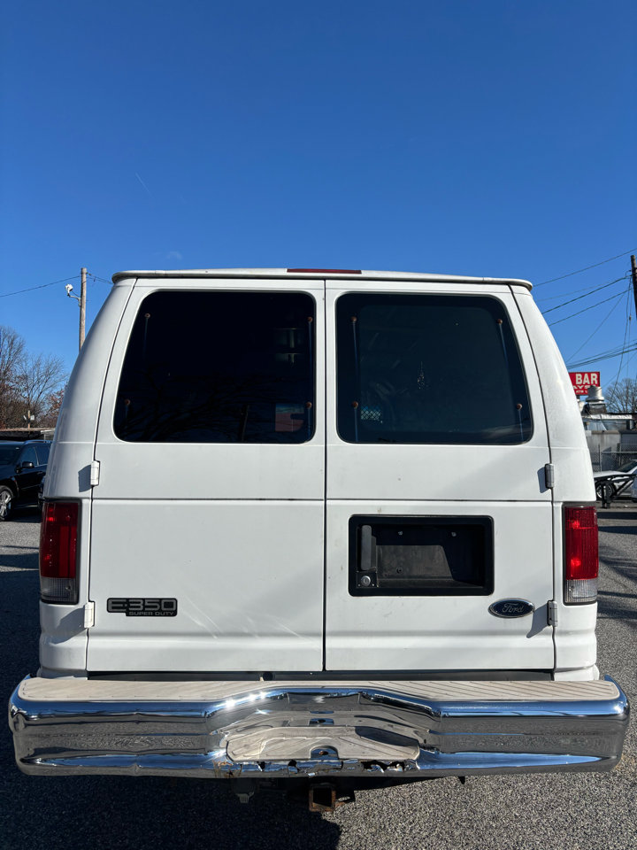 Used 2003 Ford E-350 and Econoline 350 Extended Super Duty image 2
