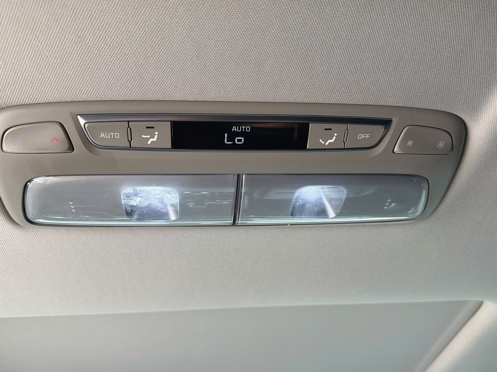 Used 2020 Kia Telluride SX FWD image 21