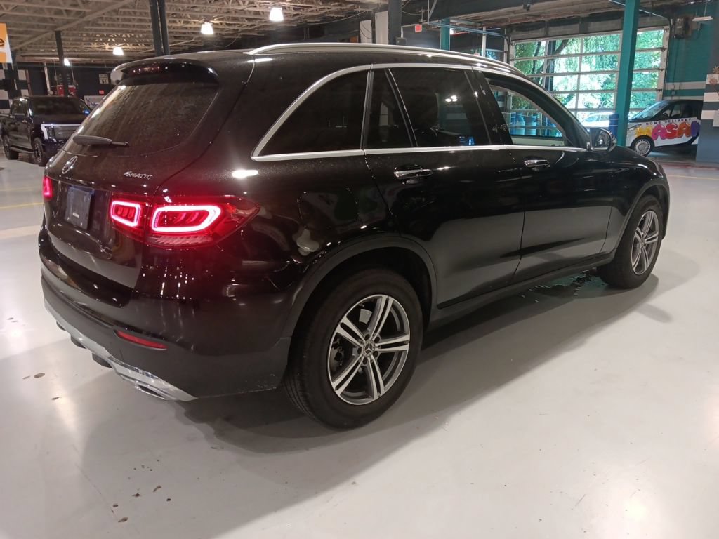 Used 2020 Mercedes-Benz GLC 300 4MATIC image 11