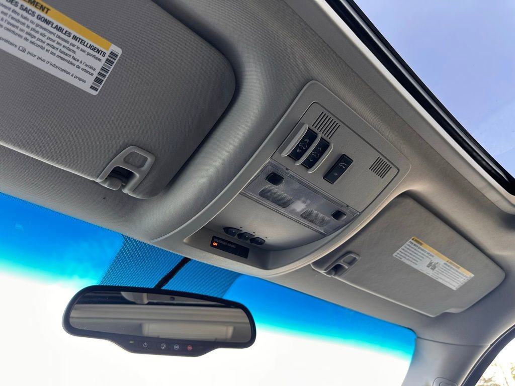 Used 2013 Chevrolet Tahoe LTZ image 26