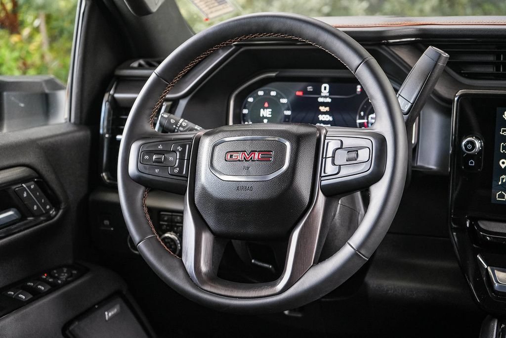 Used 2026 GMC Sierra 2500 AT4 AWD/4WD image 16