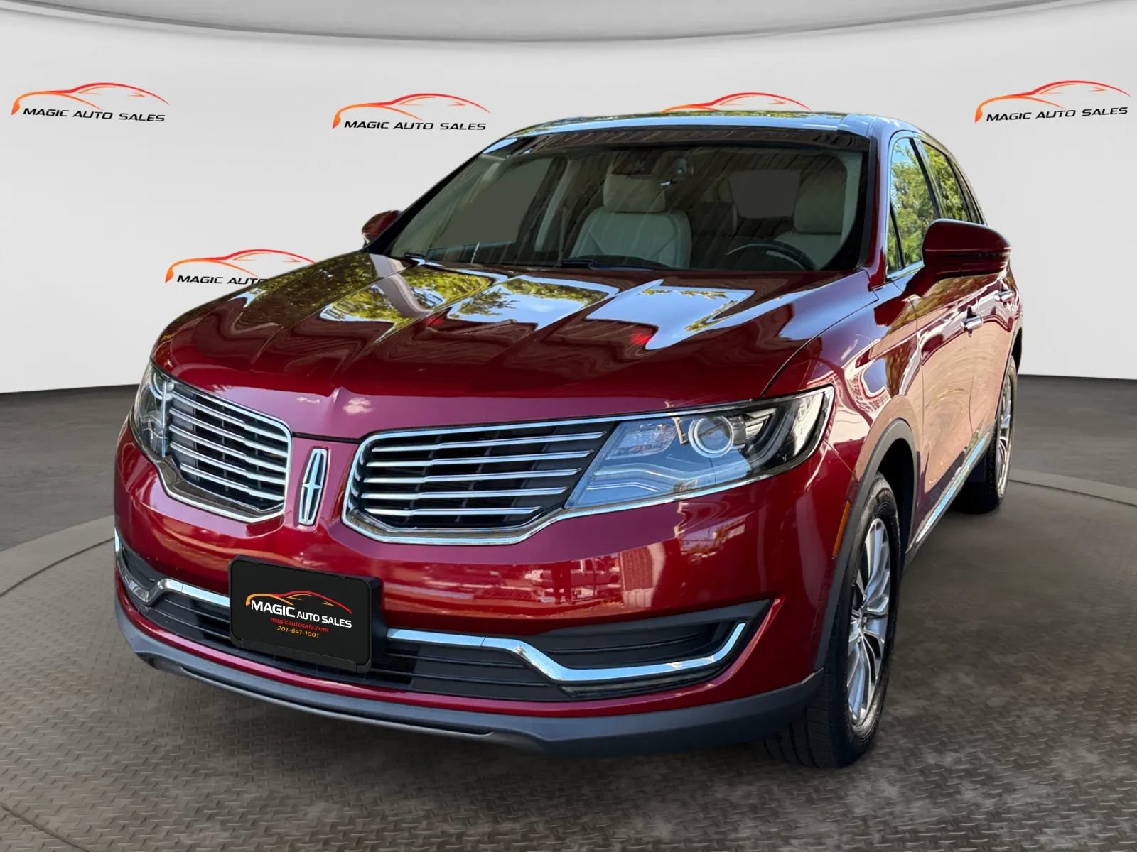 Used 2017 Lincoln MKX Select w/ Select Plus Package