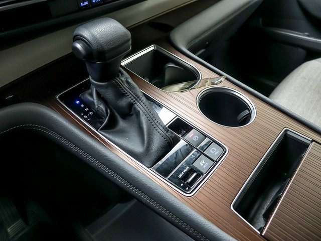 Certified 2024 Toyota Sienna LE image 20