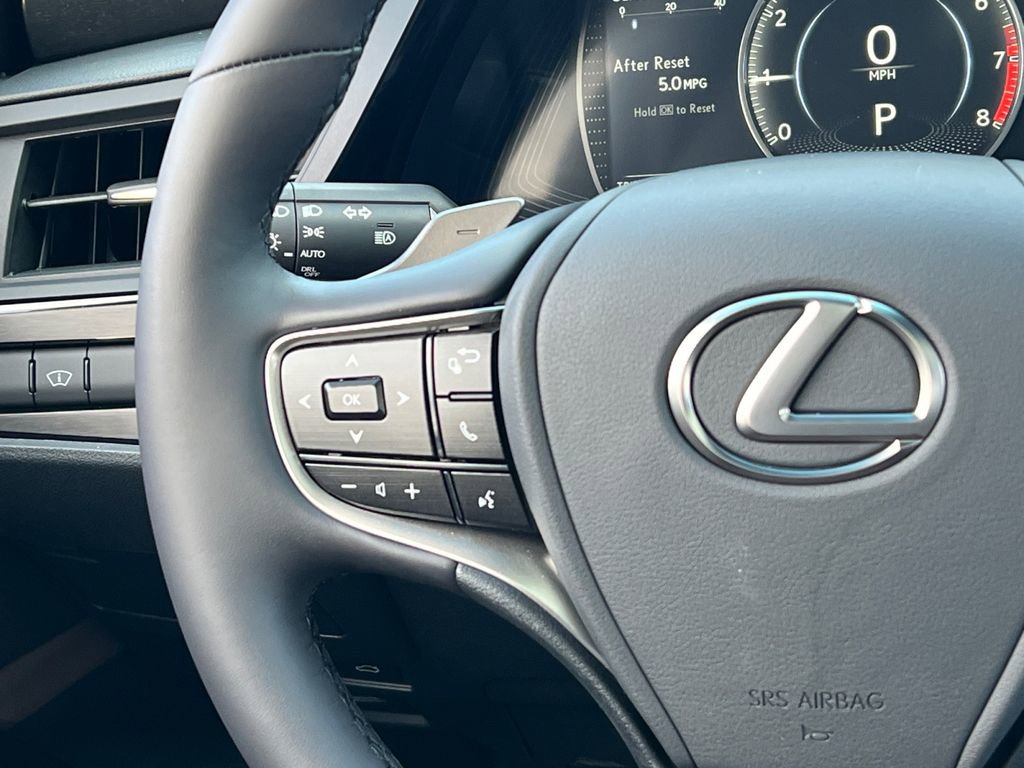 New 2025 Lexus ES 350 w/ Premium Package image 16