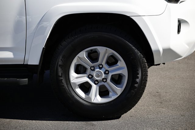 Used 2024 Toyota 4Runner SR5 Premium image 11