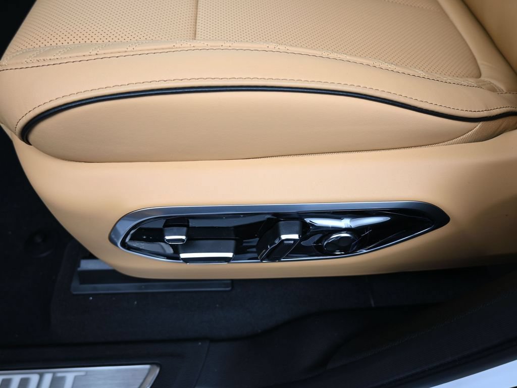 New 2025 Jeep Grand Cherokee L Summit AWD/4WD image 16