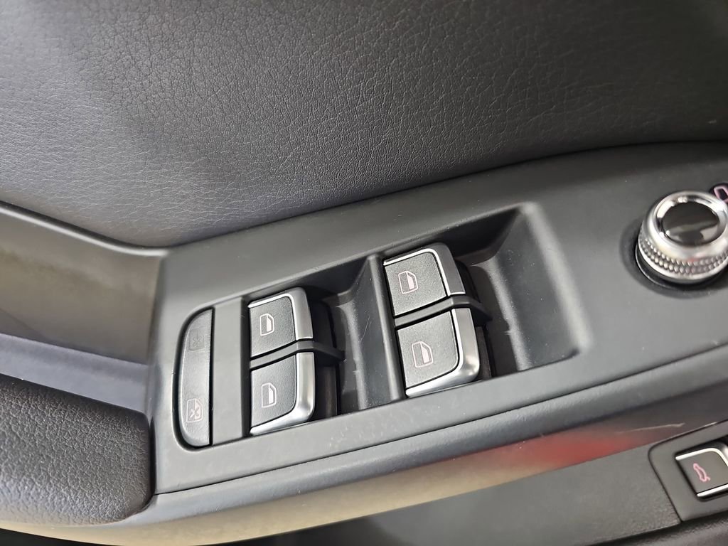 Used 2013 Audi A4 2.0T Premium AWD/4WD image 31