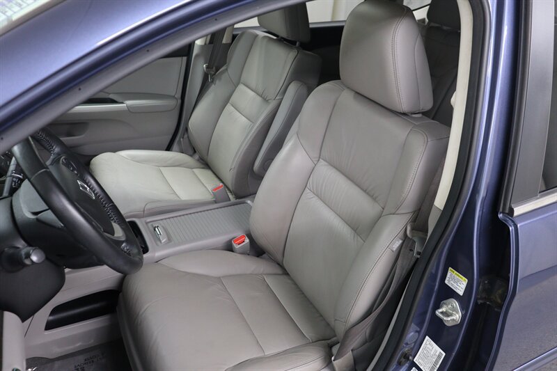 Used 2013 Honda CR-V EX-L image 17