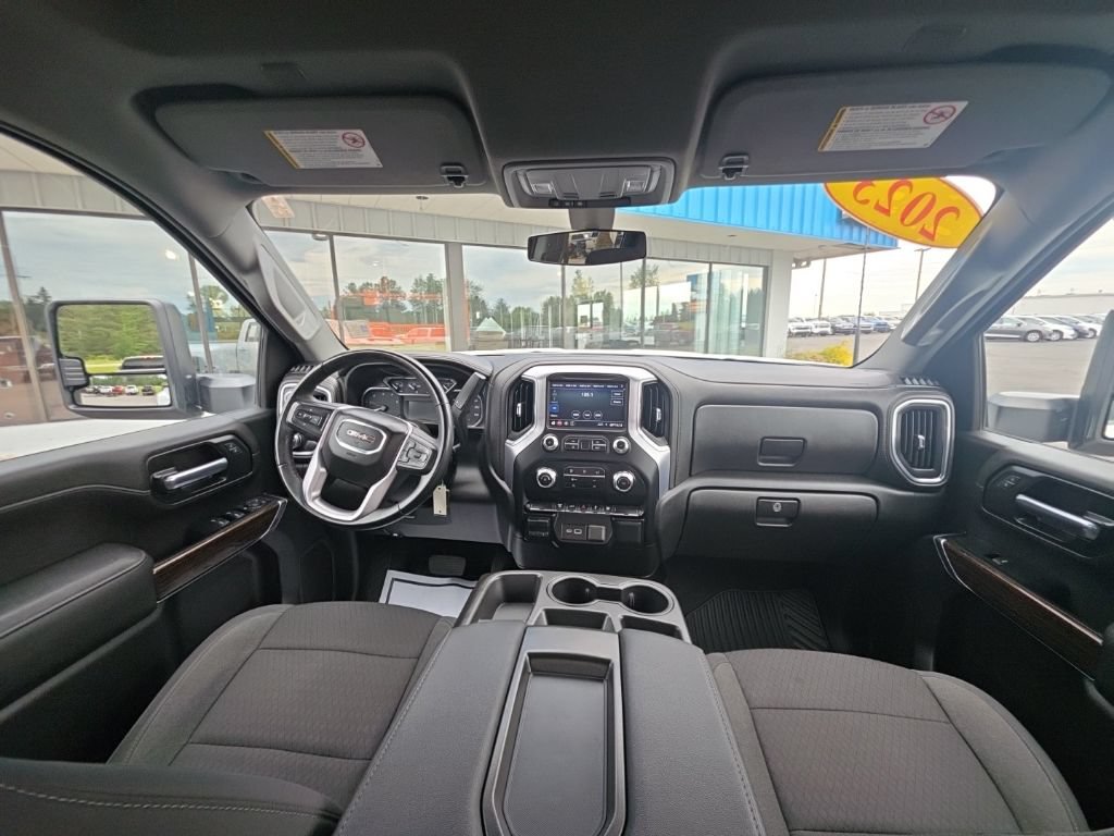Used 2023 GMC Sierra 3500 SLE AWD/4WD image 16