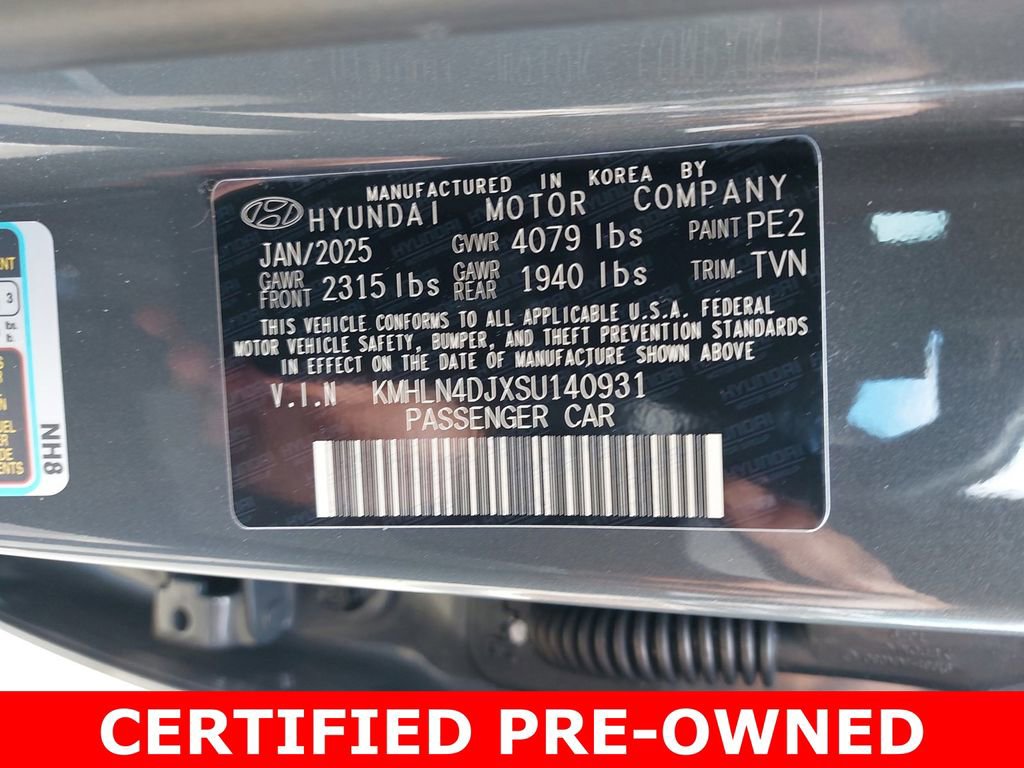Certified 2025 Hyundai Elantra Limited image 36