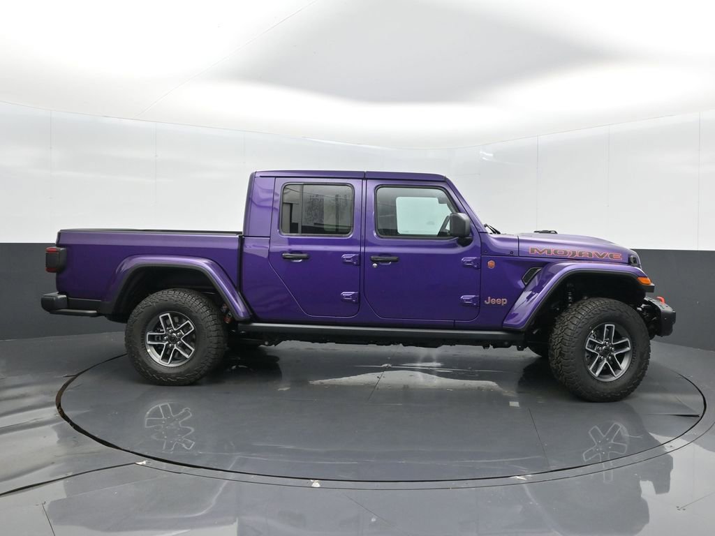 New 2026 Jeep Gladiator Mojave image 8