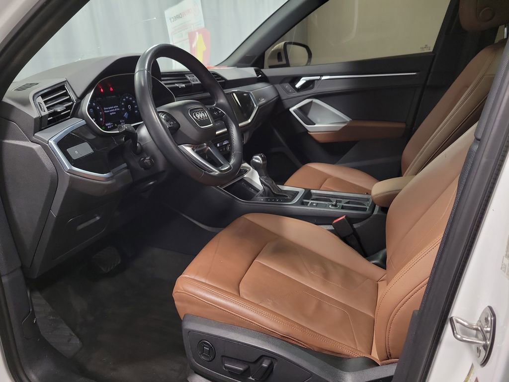 Used 2022 Audi Q3 2.0T Premium image 12