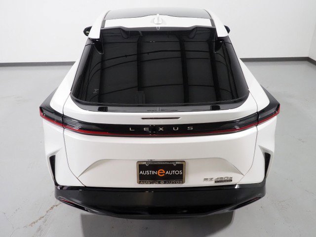 Used 2023 Lexus RZ 450e Luxury w/ Accessory Package (Z1) image 7