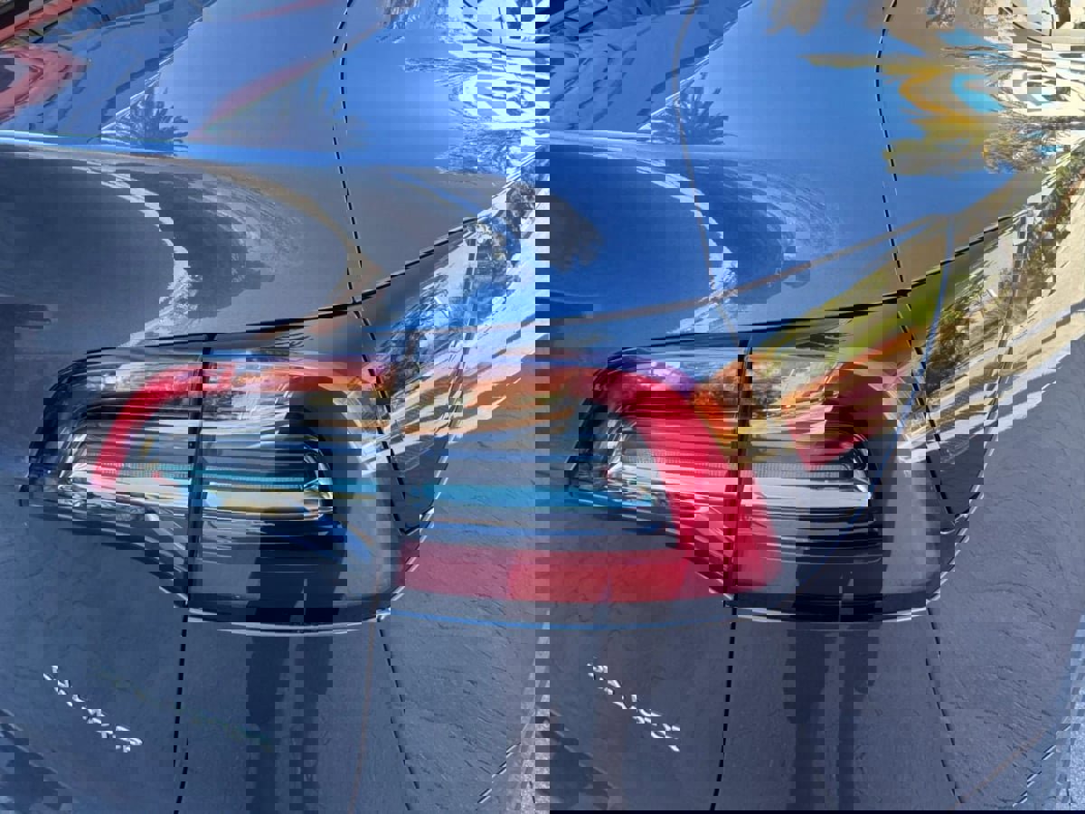 Used 2024 Tesla Model Y Long Range image 29