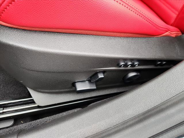 Used 2024 Alfa Romeo Giulia Veloce image 29