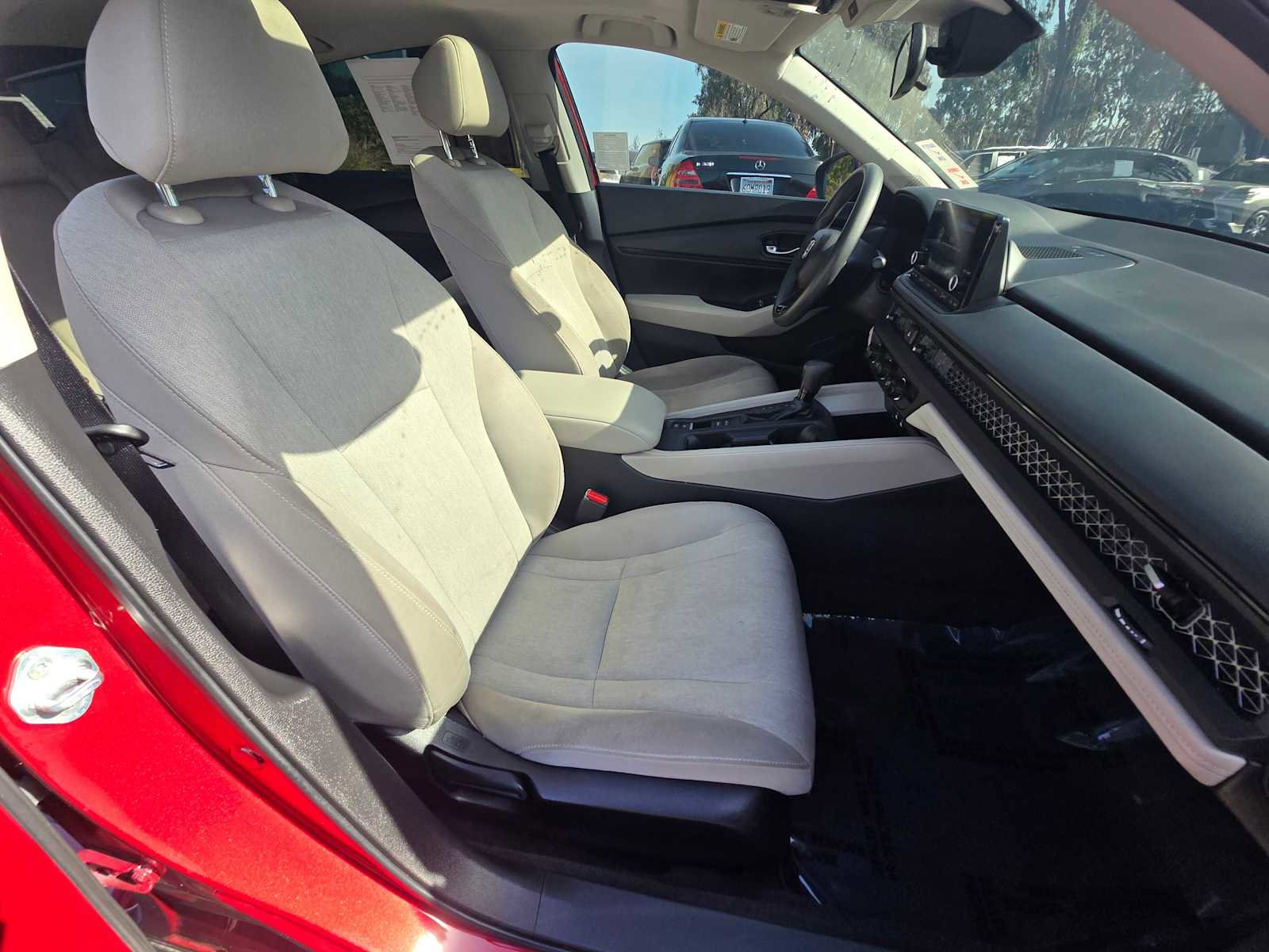 Used 2023 Honda Accord EX image 11