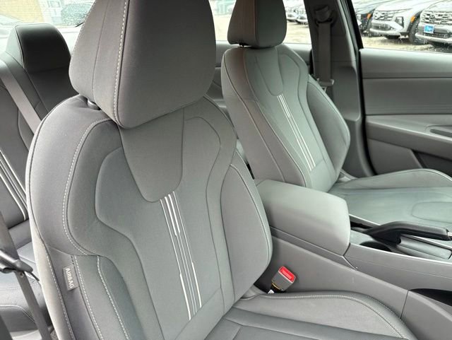Certified 2023 Hyundai Elantra SEL w/ Cargo Package FWD image 27