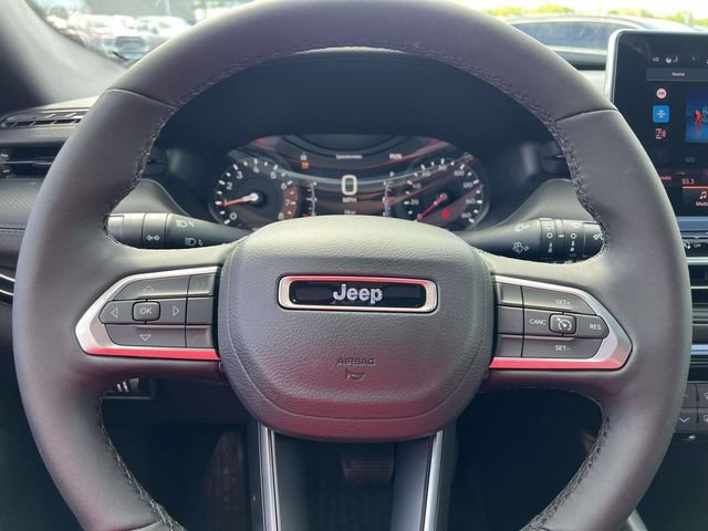New 2026 Jeep Compass Latitude AWD/4WD image 15